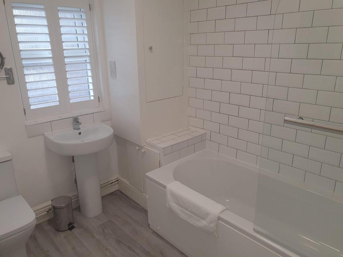 Victoria House - 3 Bedrooms, 3 Bathrooms By Cliftonvalley Apartments Μπρίστολ Εξωτερικό φωτογραφία
